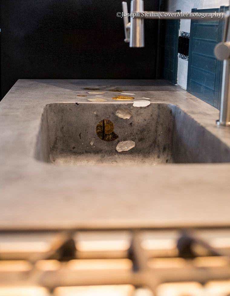 Griffin Urban concept sink