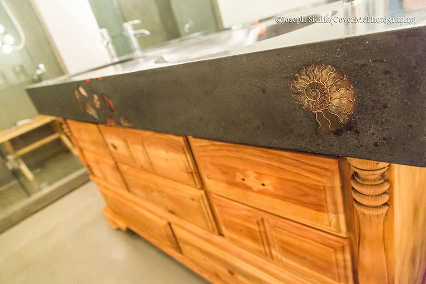 Griffin Urban concept double sink front detail view